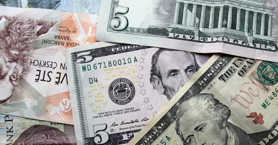 Курс валют на 20 декабря, понедельник: что будет с долларом после выходных