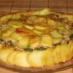 Картофельная шарлотка с сёмгой