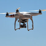 Дрон впервые столкнулся с пассажирским самолетом