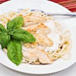Феттучини со сливочным соусом