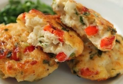 Куриные рубленые котлеты с цветной капустой и болгарским перцем