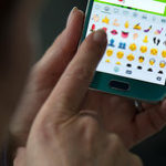 Google исправила эмодзи с чизбургером после жалоб пользователей на неправильное расположение сыра