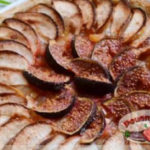 Тарт с яблоком и инжиром