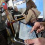 Сколько времени подросткам можно сидеть перед экраном: неожиданные результаты исследования