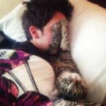 Компульсивное накопительство: причины, симптомы и лечение