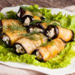 Как приготовить закуску из баклажанов с хумусом?