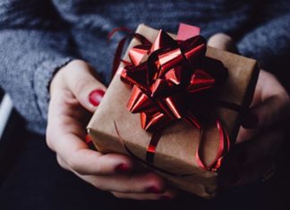 Доставка подарков – способ порадовать любимых и близких