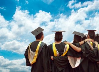 Компания FLeaders