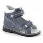 Выбираем ортопедическую обувь для детей и подростков