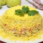 Как готовится салат мимоза?