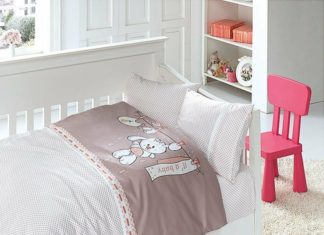 Каким должно быть постельное белье в кроватку малыша?