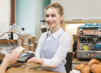 Вакансия продавец-кассир: что должен уметь специалист