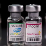 В ВОЗ рассказали о пониженной эффективности вакцин Pfizer и AstraZeneca против «омикрона»