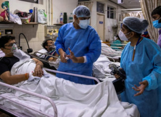 В Индии «омикрон» выявлен у более чем 120 человек