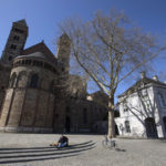 Власти Нидерландов ввели жесткий карантин на новогодние праздники