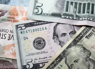 Курс валют на 20 декабря, понедельник: что будет с долларом после выходных