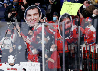 Овечкин сравнялся с Коннором Макдэвидом в списке бомбардиров текущего сезона НХЛ