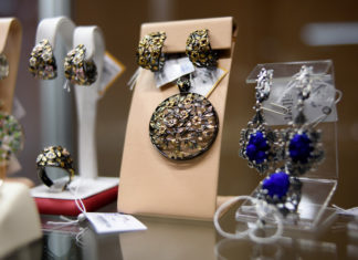 Выбираем украшения в качестве подарка: что учесть