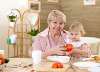 Как выбрать идеальную няню для вашего ребенка: советы и рекомендации