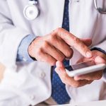 Вызов нарколога на дом: когда и кому это нужно