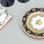 Эксклюзивные изделия из фарфора и хрусталя с приборами из драгоценных металлов