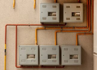 регулятор напряжения 380в принцип работы и выбор