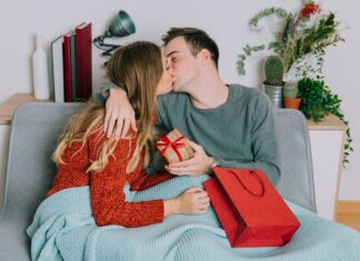 5 лет вместе: выбираем идеальный подарок на деревянную свадьбу