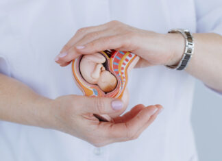 Признаки угрозы выкидыша: что нужно знать будущей маме