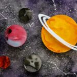 главные спутники сатурна их особенности и значение