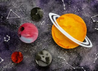 главные спутники сатурна их особенности и значение