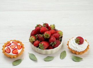 рецепт клубничного торта простой и вкусный