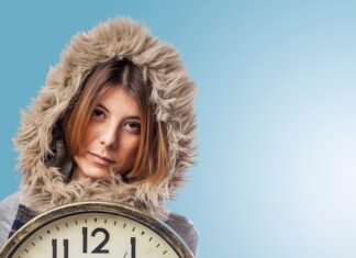 на часах 2221 что ждет человечество в будущем