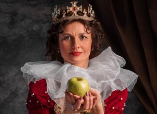 императрица 9 жезлов значение и толкование