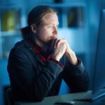 как выглядит программатор и его особенности