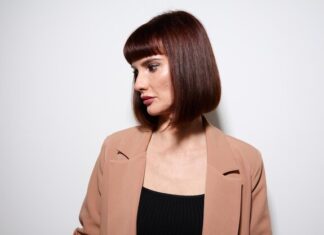 короткая косая челка стильные идеи и советы