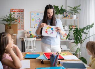 Роль учителя в жизни ребёнка и курсы повышения квалификации