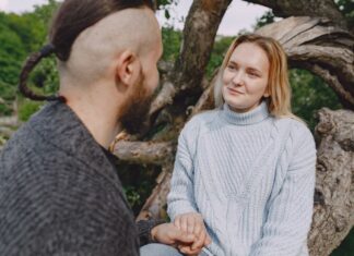 Тройка жезлов в отношениях значение и толкование