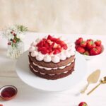 Рецепт тортика с клубникой и советы по украшению