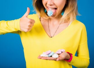 Что значит раздавать конфеты во сне