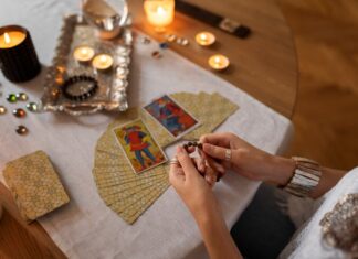 Значение сочетания таро солнце в раскладах