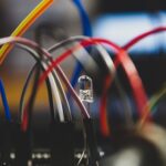 Потенциал заряженного проводника и его свойства