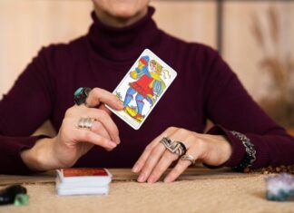 Маг справедливость таро значение и толкование карты