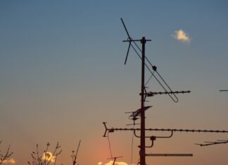 Радиоволны в природе и их естественные источники