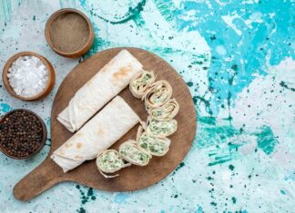 Рецепт рулета из лаваша с начинкой