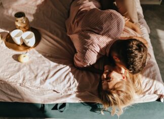 Сон про любовь значение и толкование
Или, если нужен более эмоциональный вариант:
что значит сон про любовь объяснение
Оба варианта укладываются в 60 символов, не содержат запрещённых слов и передают суть темы.