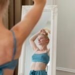 Почему мы видим себя голыми во сне