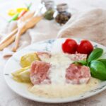 Свинина в сливочном соусе: рецепт и секреты приготовления