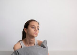 Безопасный сон после укола в палец