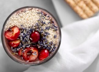 Лен на завтрак: польза и рецепты