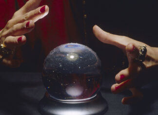 Онлайн-консультации экспертов-экстрасенсов: поиск ответов и понимания